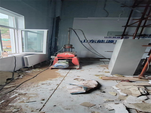 二道江地基基础下沉墙体裂缝加固注浆顶升施工